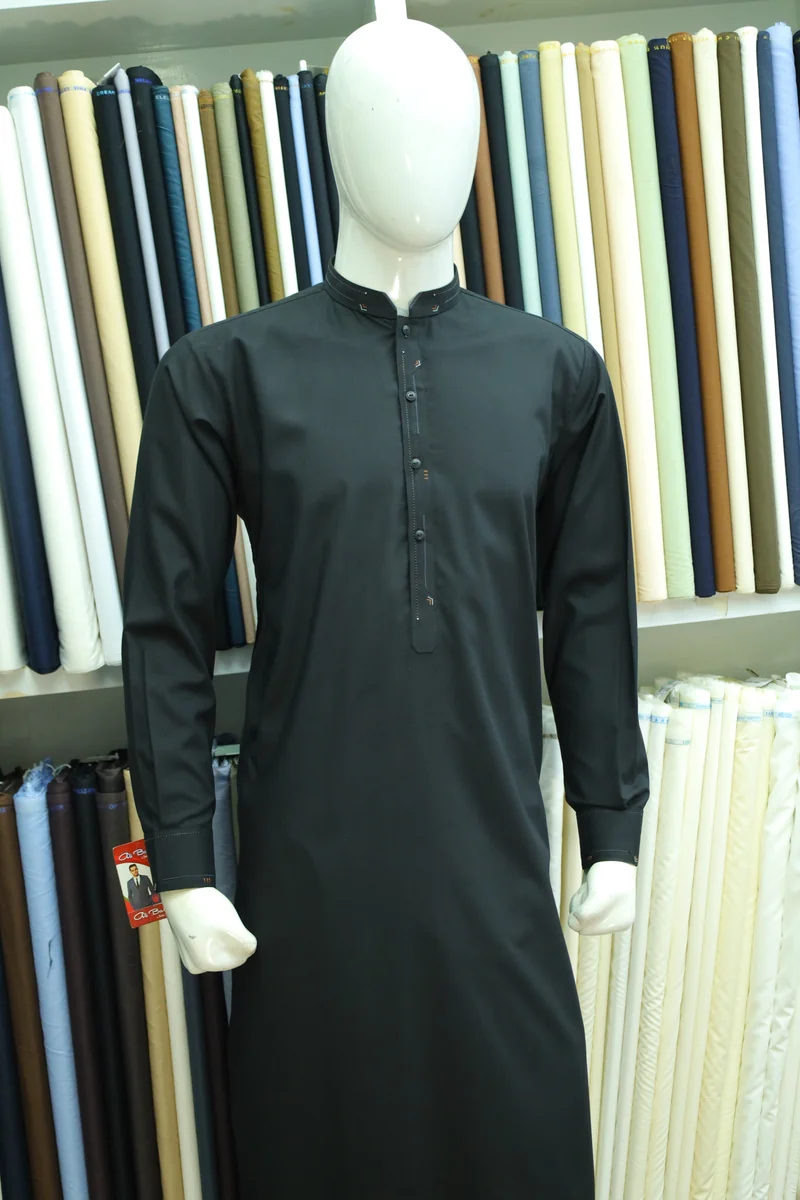 Classic Black Mandarin Collar Men's Shalwar Kameez Suit - Image 2